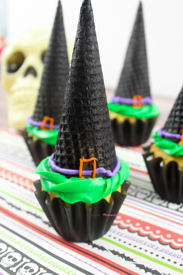 witch hat cupcakes for halloween