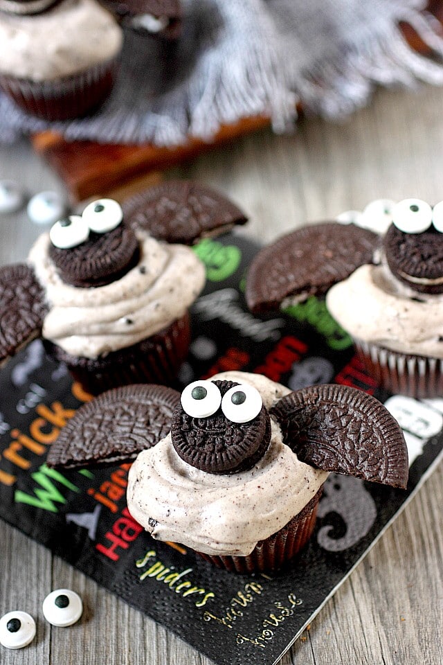 halloween bat cupcakes