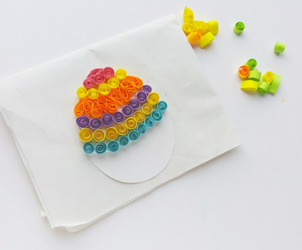 Quilled Easter egg craft step by step tutorial